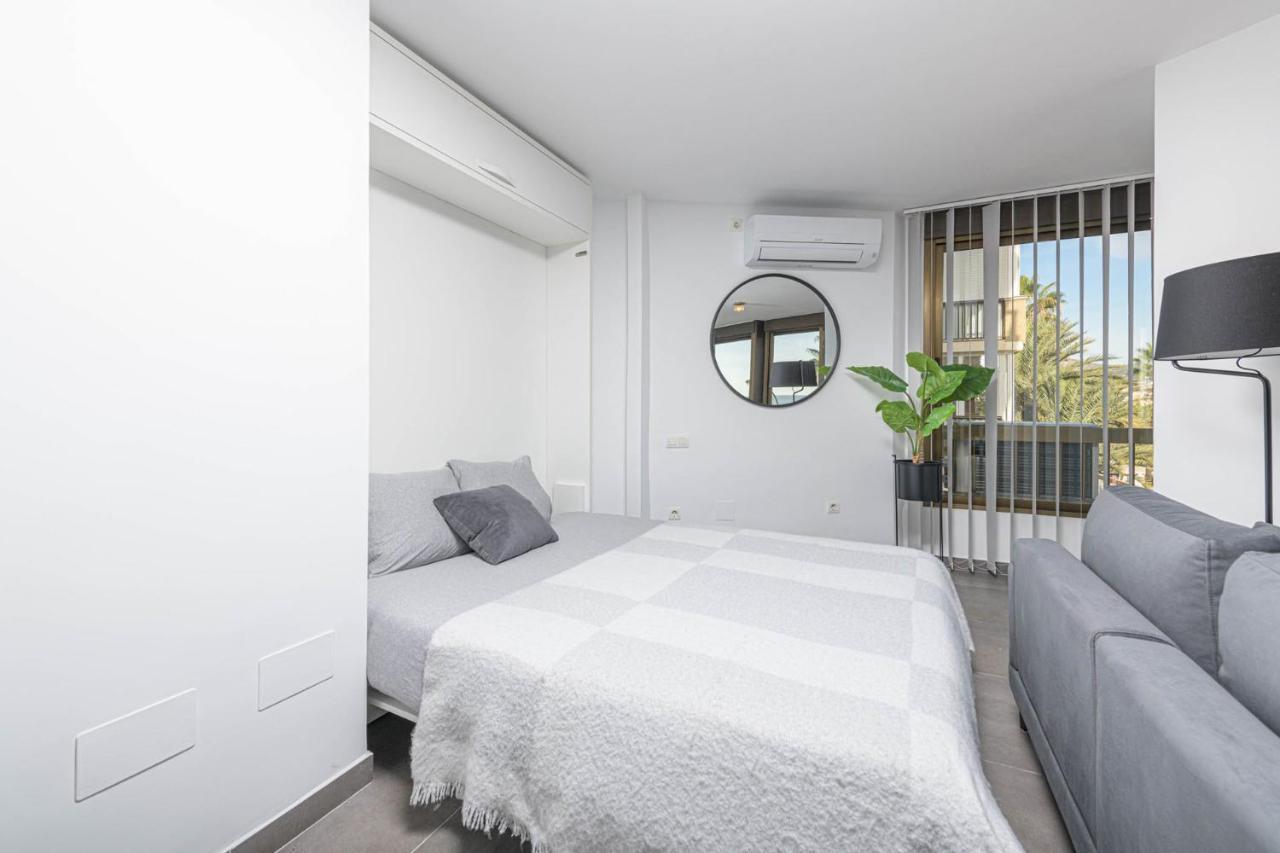 Mediterraneo Beach Apartment In Malaga By Solaga Holiday Homes Εξωτερικό φωτογραφία